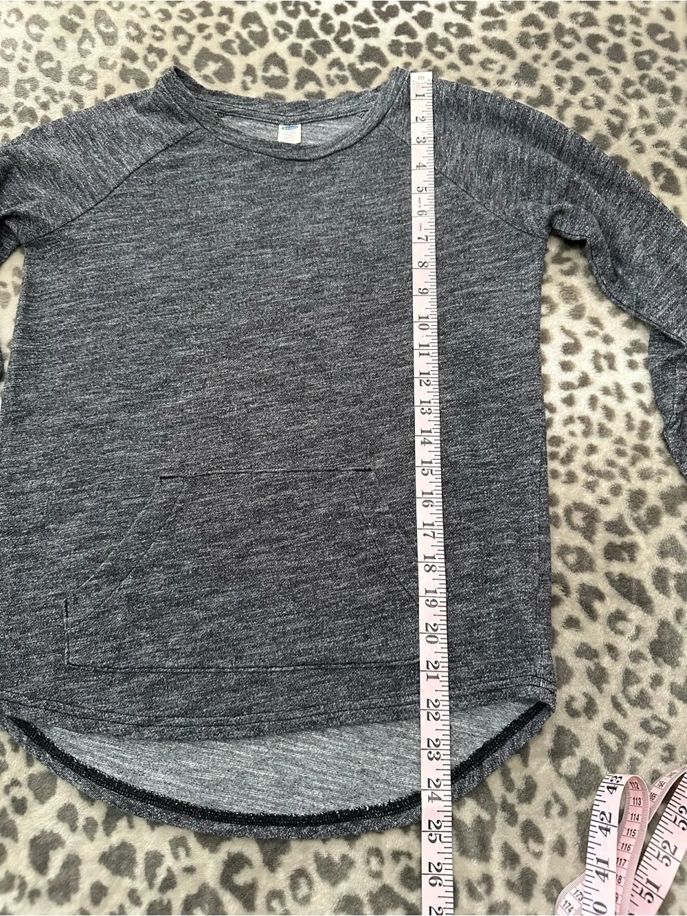 Old Navy WOW Kangaroo Long Sleeve Sweatshirt in Black Size XL 14 Girls